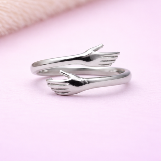 Gentle Hold Silver Ring