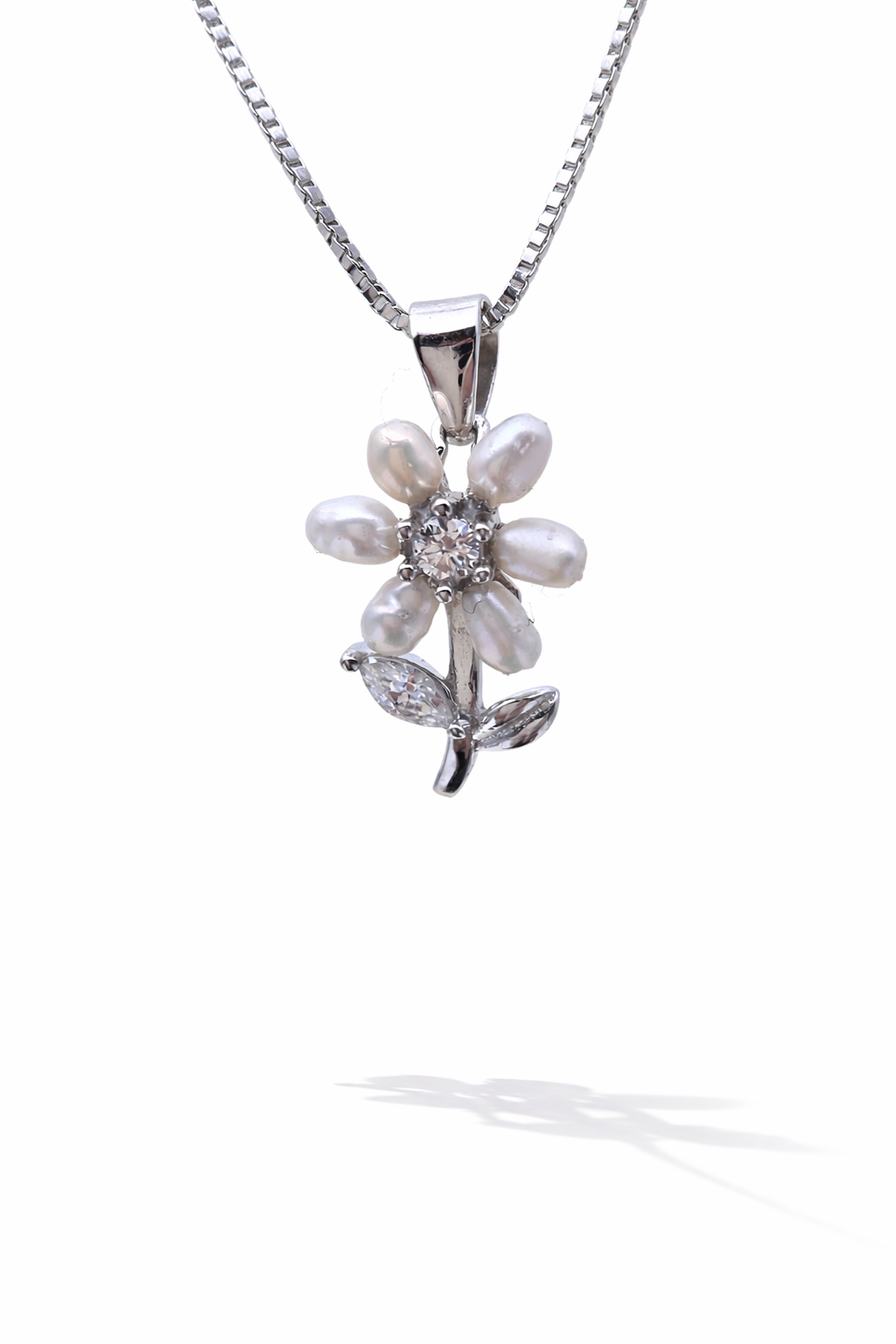 Pearl Daisy 925 Sterling Silver Necklace