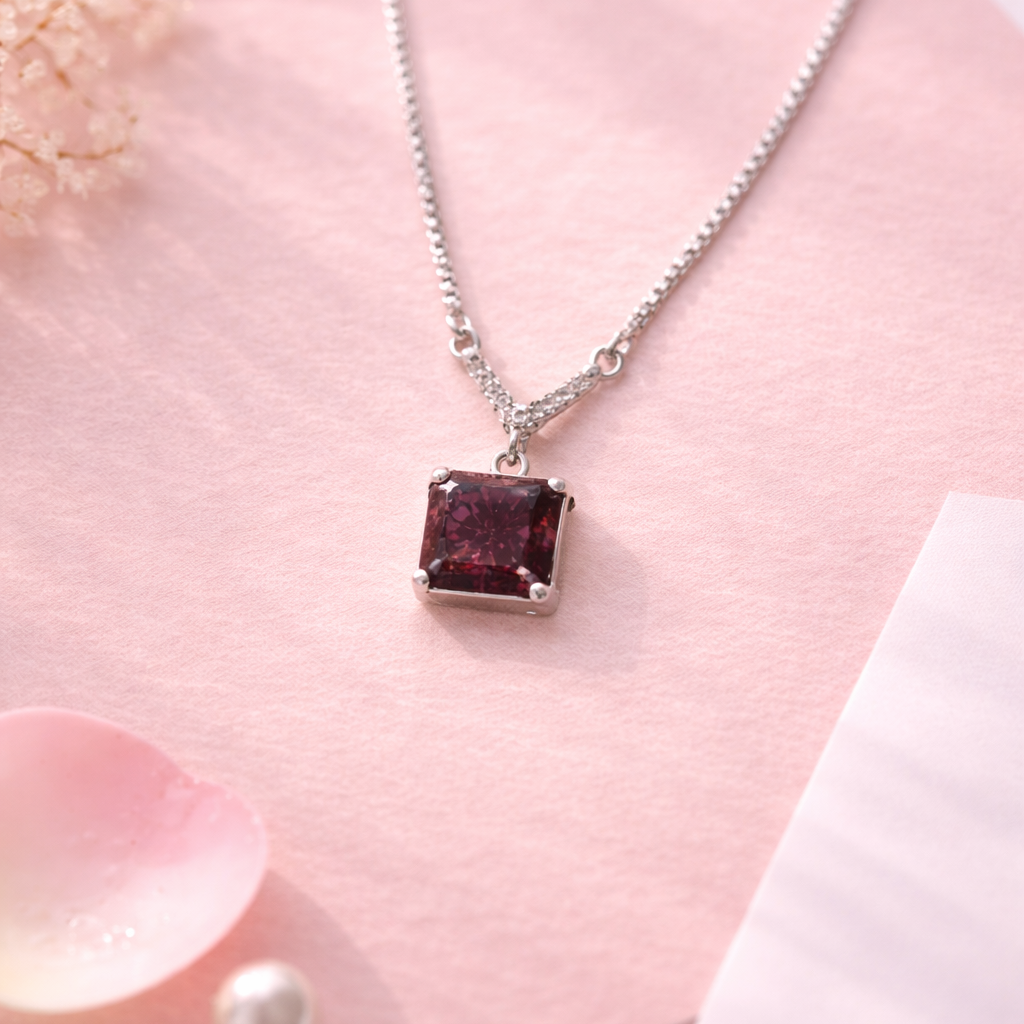 Crimson V-Link 925 Sterling Silver Necklace
